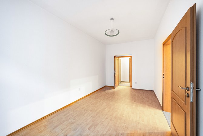 6R4A9249-HDR-2.jpeg