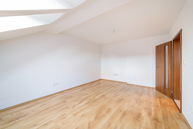 6R4A9539-HDR.jpeg