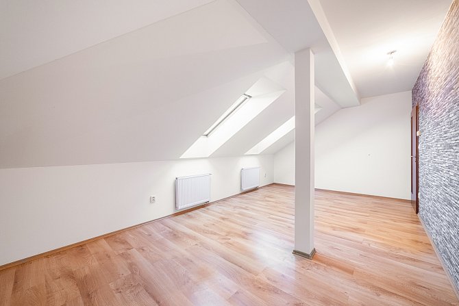6R4A9584-HDR.jpeg